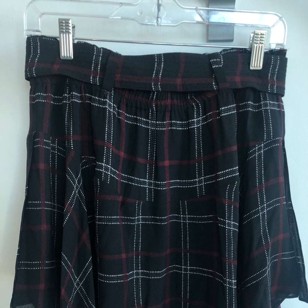 ALC flutter skirt - size M